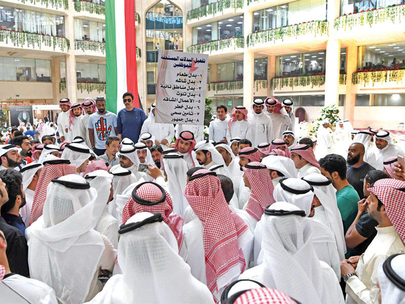 «الكهرباء»: ملتزمون بالقانون في صرف بدل «النائية»