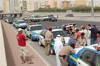 «المرور»: إبعاد وافدين.. وإحالة 103 شخص إلى النظارة خلال حملة مرورية