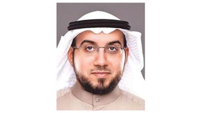 الشاهين: تسجيل مسؤول 54 سيارة فارهة باسم زوجته يستوجب التحقيق