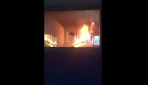 بالفيديو..حريق في أحد فصول ثانوية دعيج السلمان في “مبارك الكبير”.. ولا إصابات بشرية