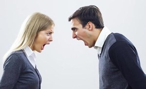 10 قواعد للنقاش من شأنها إنقاذ الحياة الزوجية