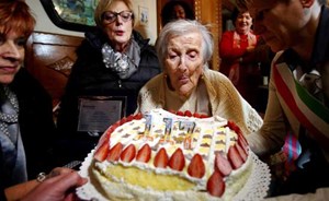 وفاة معمرة شهدت حربين عالميتين و90 حكومة إيطالية