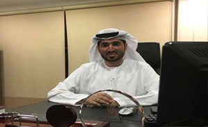 فتاتان تتحولان إلى رجلين في الامارات بعمليات جراحية