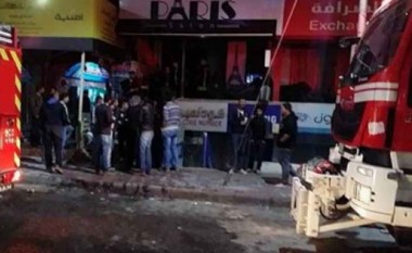 شقيقان في الاردن يشعلان اسطوانة غاز ويلقياها على صالون حلاقة للرجال!!