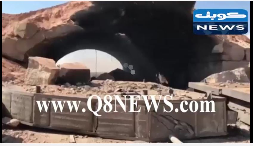 فيديو يظهر الصور الأولى لمطار الشعيرات في حمص بعد استهداف فجر اليوم #امريكا_تقصف_النظام_السوري