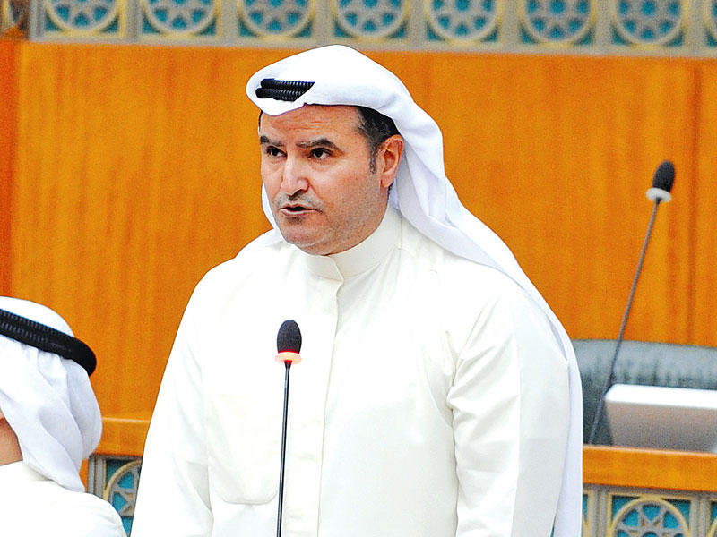 المرزوق: «البترول الوطنية» لن تغلق محطات وقودها