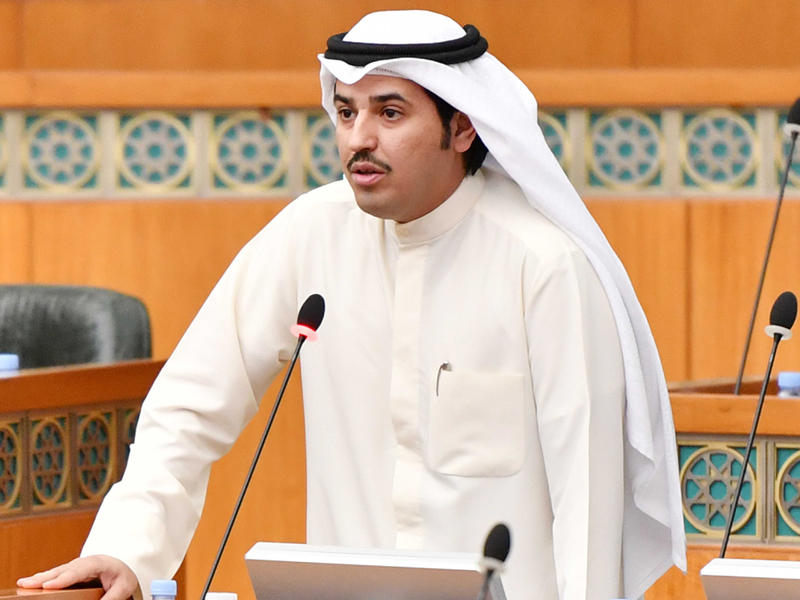 لجنة البدون توافق على دراسة حملة احصاء 65 في المدارس الحكومية