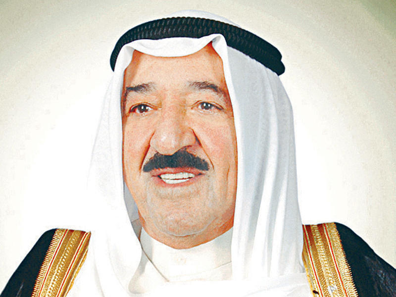 الأمير يعزي خادم الحرمين وروحاني