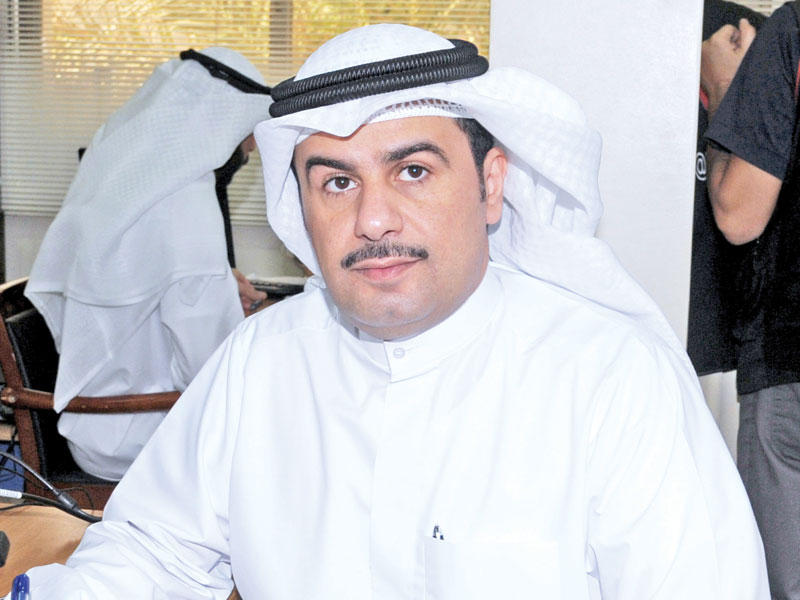 الظفيري يسأل الصالح عن كادر المراقبين الماليين