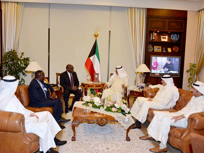 الجارالله يبحث العلاقات مع غانا وبوركينا فاسو