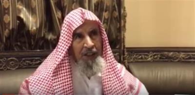 بالفيديو…هذا الرجل كشف ما بداخل الحجرة النبوية.. فماذا وجدوا؟