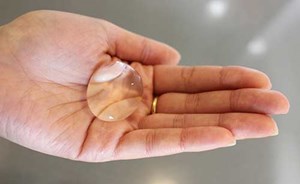 هكذا ستختفي زجاجات المياه البلاستيك خلال عام