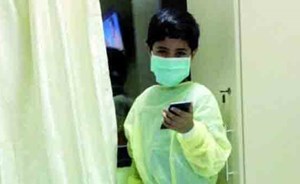 فيديو مؤثر .. طفل سعودي يتبرع بجزء من جسمه لوالدته.. هكذا أنقذها من السرطان !