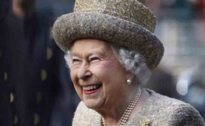 هذا ما تأكله ملكة بريطانيا بشكل يومي للحفاظ على صحتها
