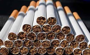 بريطانيا تشن “حربا شعواء” على التدخين