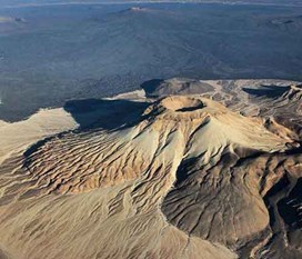 قصة أشهر بركان على بعد 8 كم من قبر الرسول في المدينة