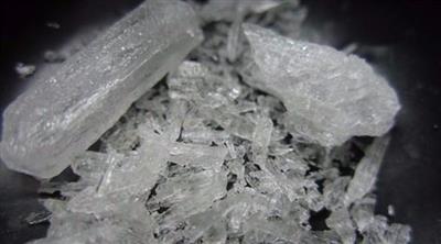 الامارات: ضبط آسيويين بحوزتهما 10 كغم مخدرات