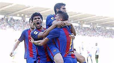 برشلونة يجدد عقد كارليس ألينيا