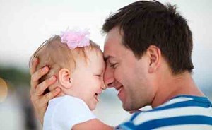 لماذا ينجذب الأب للبنت أكثر من الولد؟