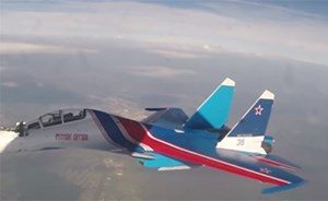 752885-1
