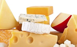 كيف يمكن للأجبان أن تعزّز السمع وتشفي من الصمم؟