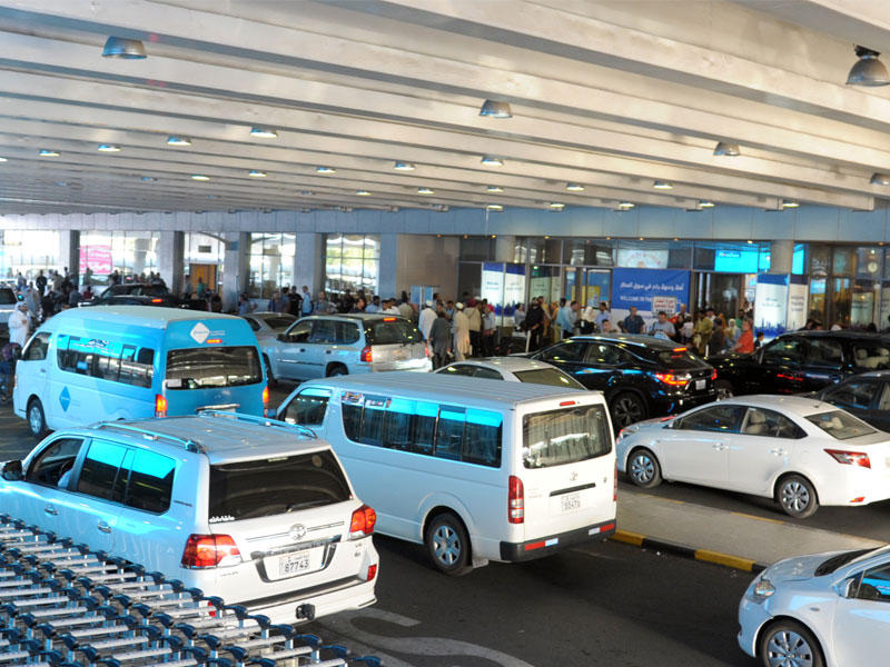 «الطيران المدني»: 427.2 ألف مسافر في بداية عطلة الصيف