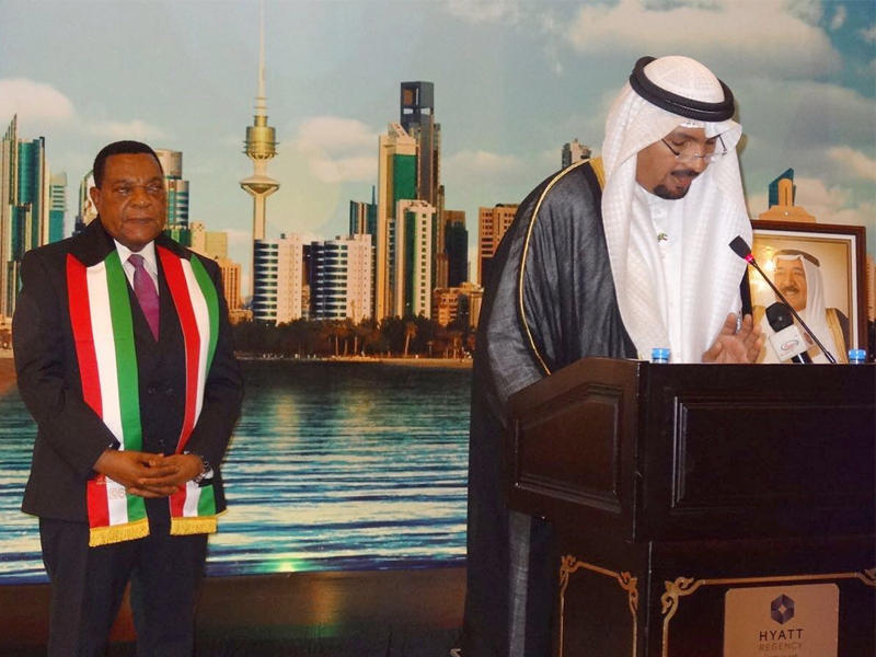 تكريم كويتي للأيتام في تنزانيا