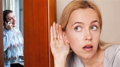 5 أسباب تدفعك للتوقف عن مراقبة شريك حياتك