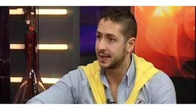 وفاة الفنان والمذيع عمرو سمير عن عمر يناهز 33 عاماً