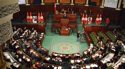 برلمان تونس يصادق على قانون يجرم العنف والتمييز ضد المرأة