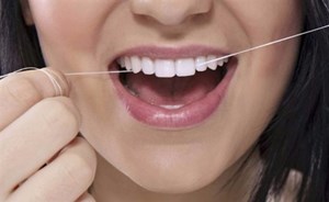 هذه العلامات تنذر بالتهاب دواعم السن
