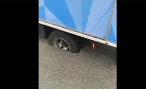 758317-2