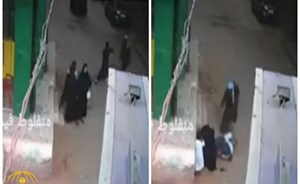 بالفيديو.. أب يقتل ابنه بعدة طلقات نارية أمام والدته في الشارع
