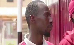 بالفيديو..عمل معهم في العمل الخيري لوجه الله.. ولم يخبرهم أنه محتاج ولا يملك قوت يومه.. شاهدوا كيف فاجأوه!
