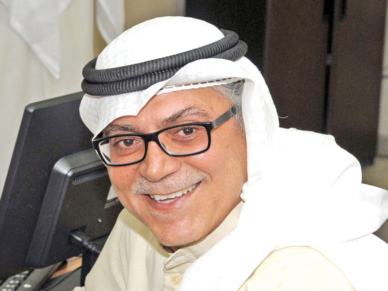 خورشيد: نثمن دعوة الأندية الرياضية للاجتماع