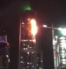 بالفيديو…حريق برج الشعلة في دبي:احتراق 38 شقة وتضرُر 64 طابقاً من الخارج