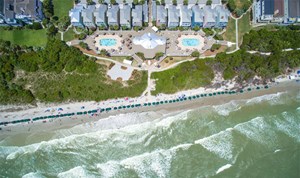 مصور ينقل أجمل الشواطئ العالمية بصور مذهلة