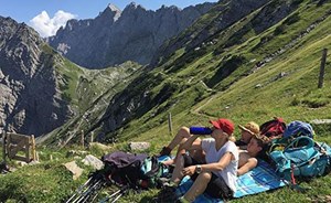 “أسهل وأرخص” طرق لتحصل على إقامة بدولة أوروبية