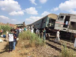 ارتفاع عدد ضحايا حادث تصادم قطاري الاسكندرية إلى 41 قتيلا