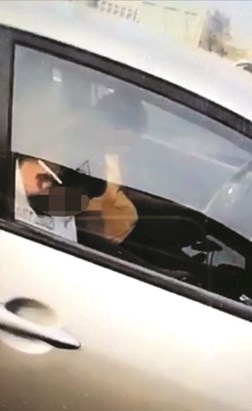 شابان ناما في منتصف الطريق فتسببا في تصادم ثنائي على «السادس»