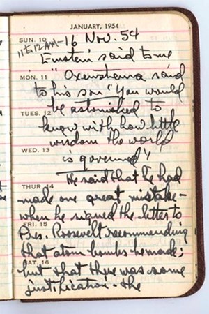 خطابات بخط يد «أينشتاين» للبيع