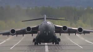 نجاة قائد طائرة عسكرية اميركية هبطت اضطراريا في مطار المنامة