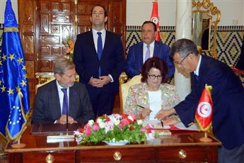 تونس والاتحاد الأوروبي يوقعان اتفاقيتي تعاون وتمويل بنحو 112 مليون دولار