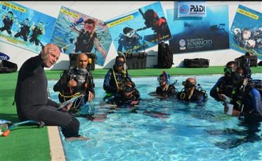 منظمة «بادي» العالمية تكرّم مركز النادي العلمي للسباحة والغوص