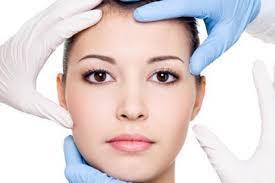 الشرطة المصرية تغلق عيادة تجميل لــ«طبيبة روسية» لمخالفتها الشروط الصحية