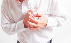 قلوب الرجال تشيخ أسرع من أجسادهم