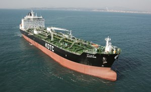 الكويت ترفع سعر النفط الخام لشحنات أكتوبر المقبل