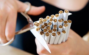 لمن يهمه الأمر.. تناولوا هذه الأطعمة للاقلاع عن التدخين