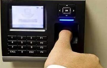 دعوى قضائية ضد تطبيق «البصمة».. غير عادلة وتنقل الأمراض