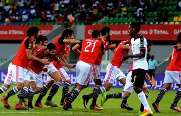 منتخب الفراعنة يواجه نظيره الإماراتي بـ 16 محترفًا